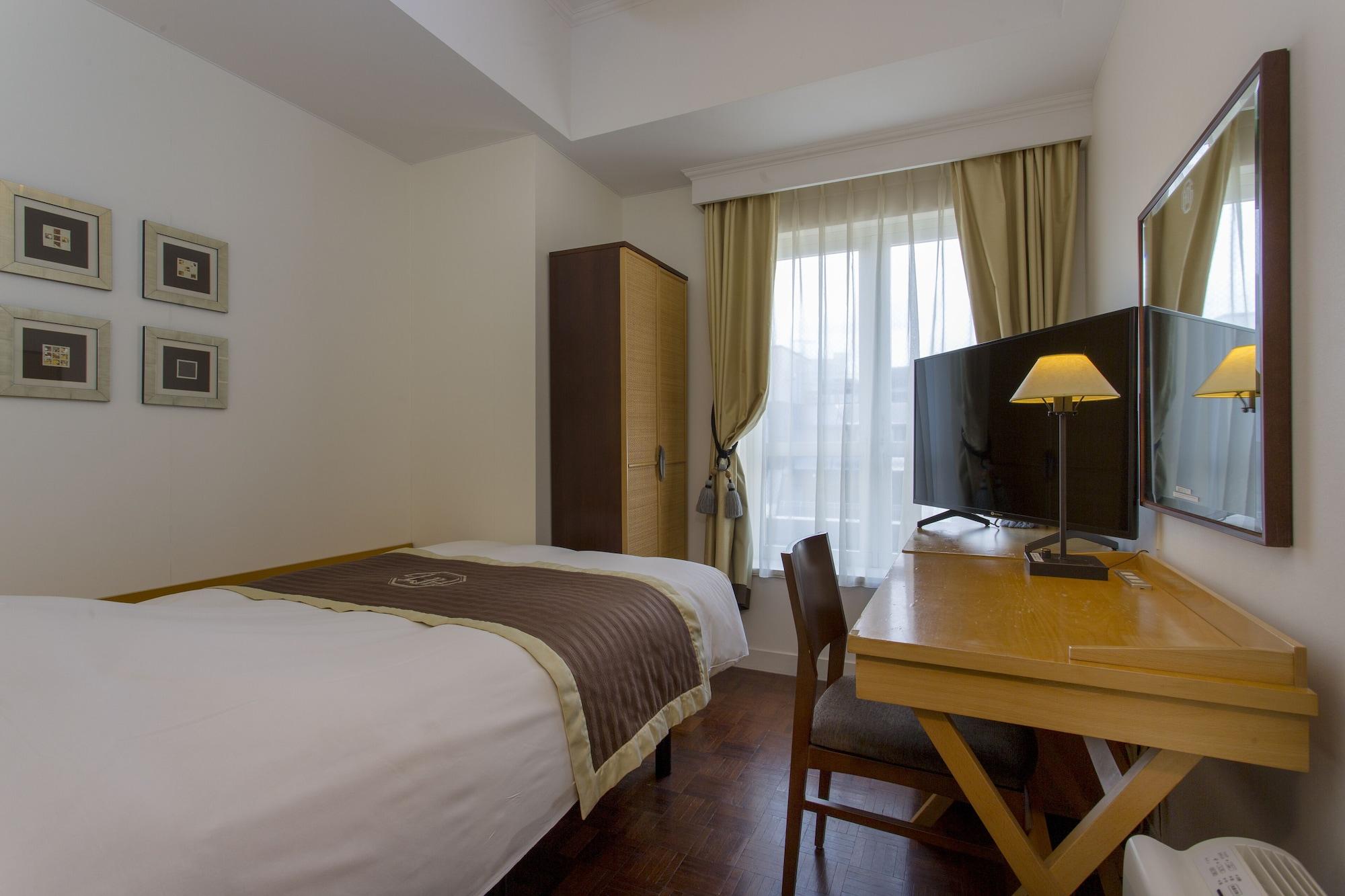 Monterey Ginza 4*