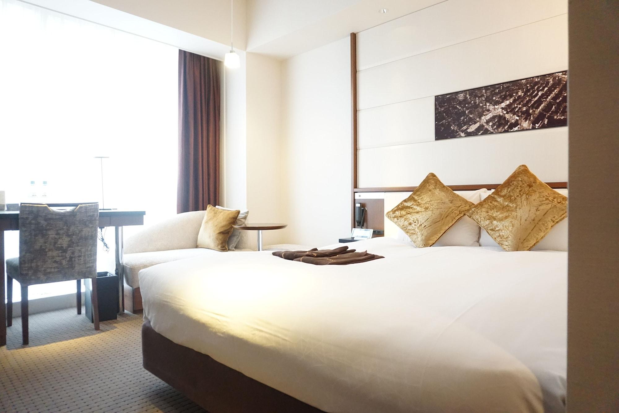 Solaria Nishitetsu Ginza Hotel 4*