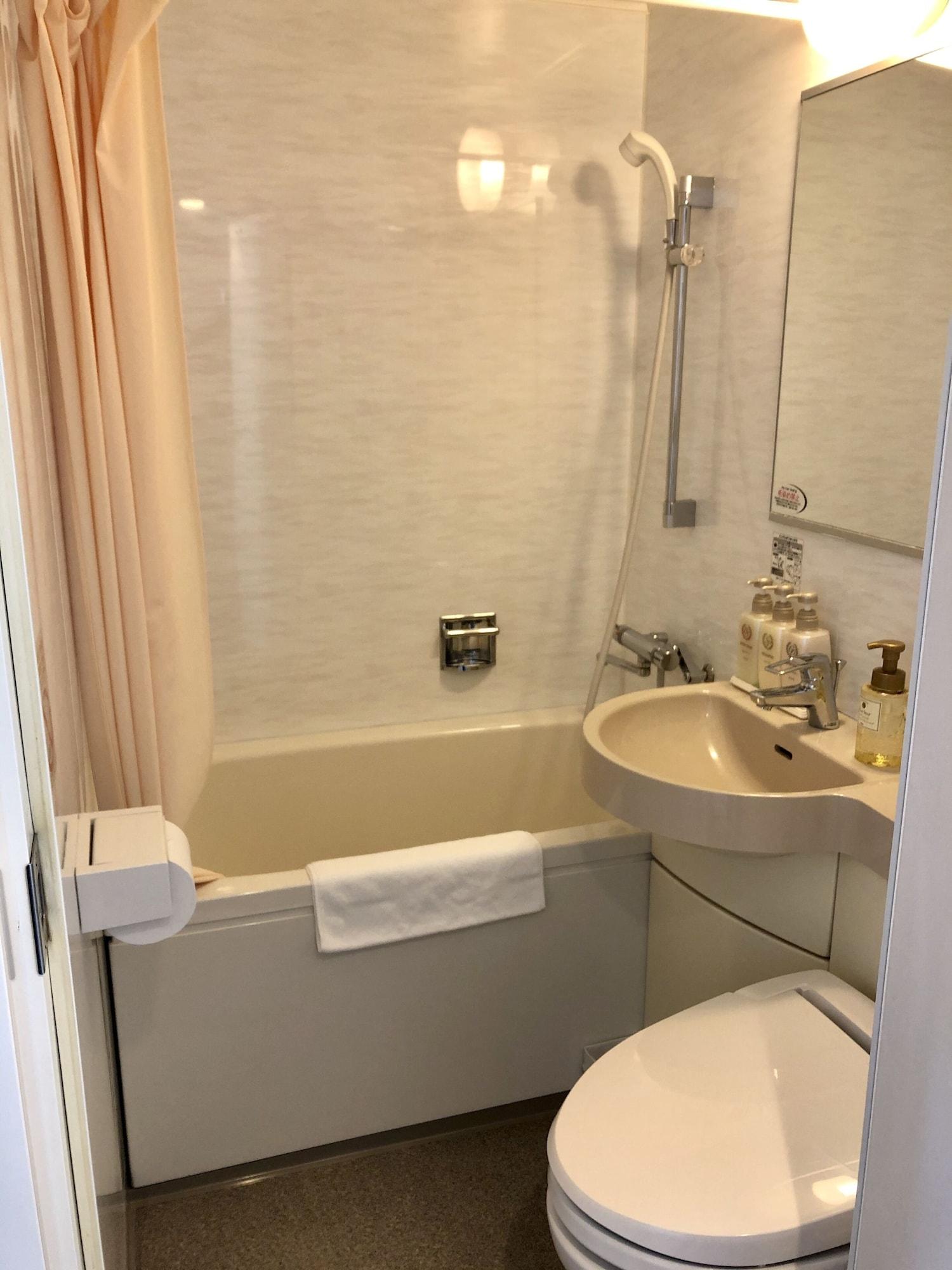 Nesthotel Alt Meguro Ekimae Hotel