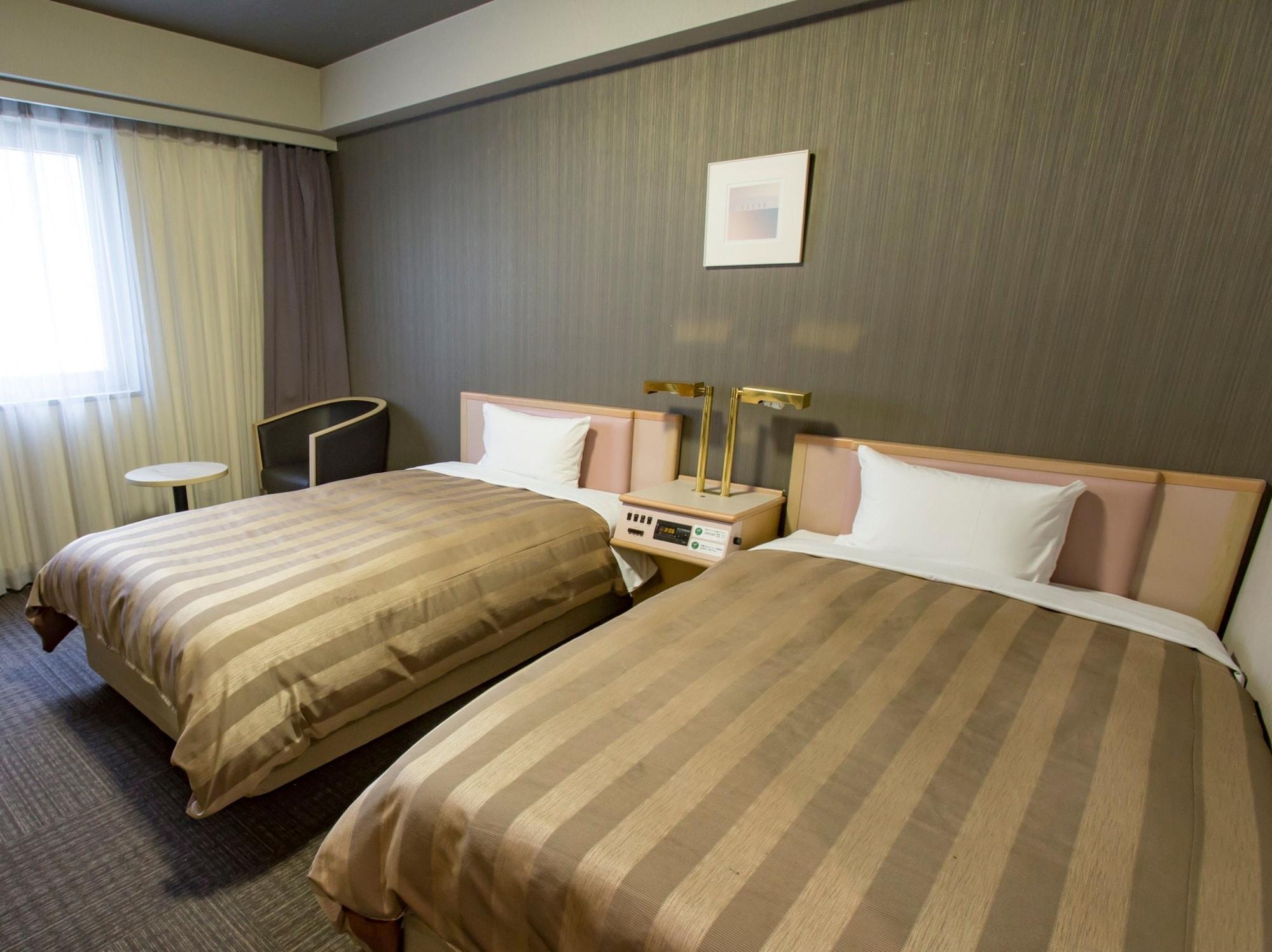 Route-inn Ikebukuro 3*