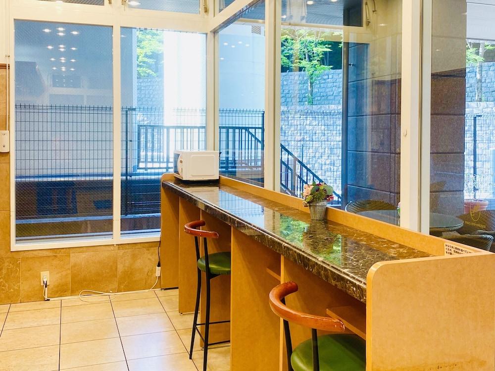 Toyoko Tameike-sanno-eki Kantei Minami Hotel 3*
