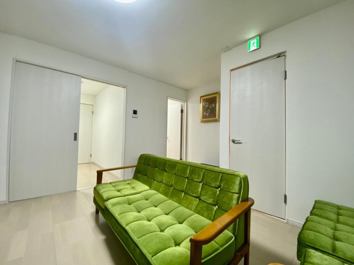 Apartment 西新井ウエストハウス【nishiarai West House】 *