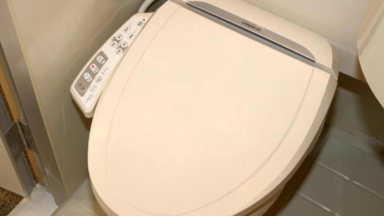 Toyoko Akabane-eki Higashi-guchi Hotel 3*