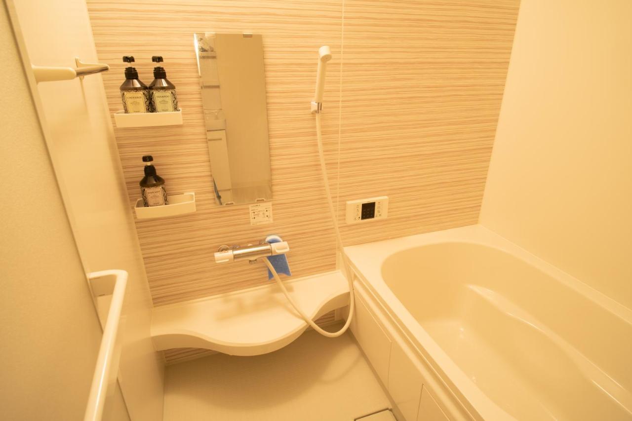 Apartment 西新井ウエストハウス【nishiarai West House】 *