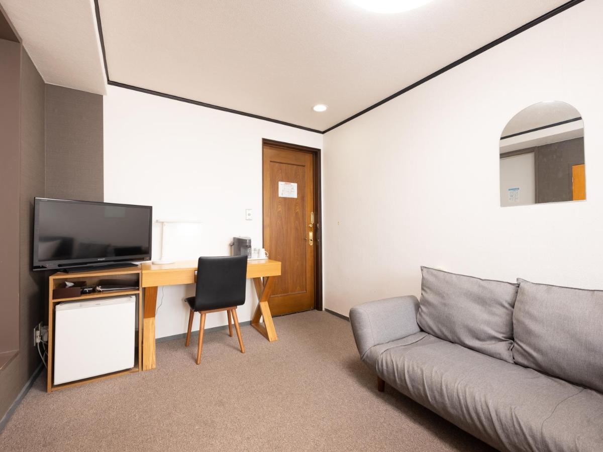 Hotel Tabist New Washington Shibuya 2*