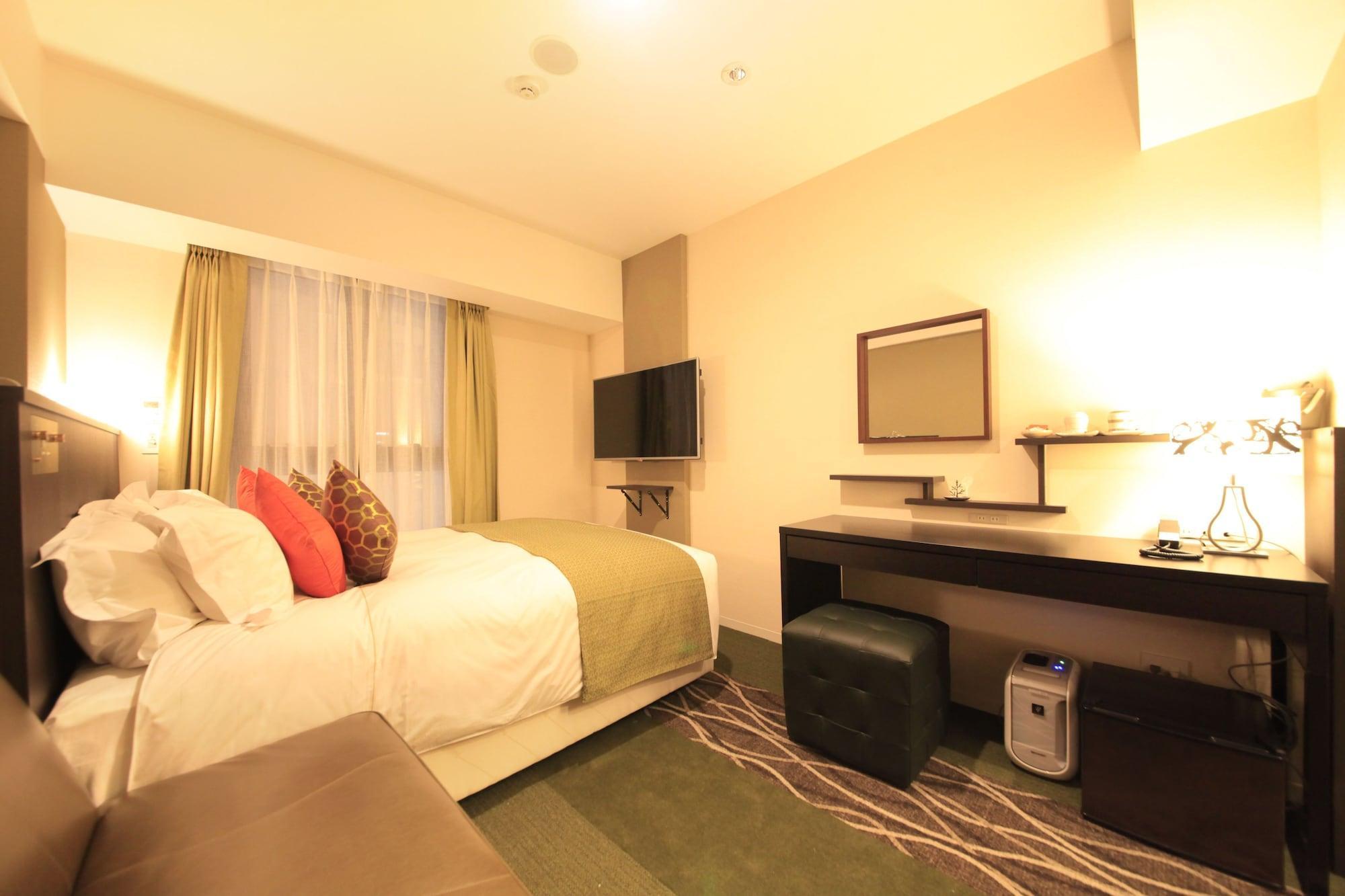 Centurion Ikebukuro Station Hotel 3*
