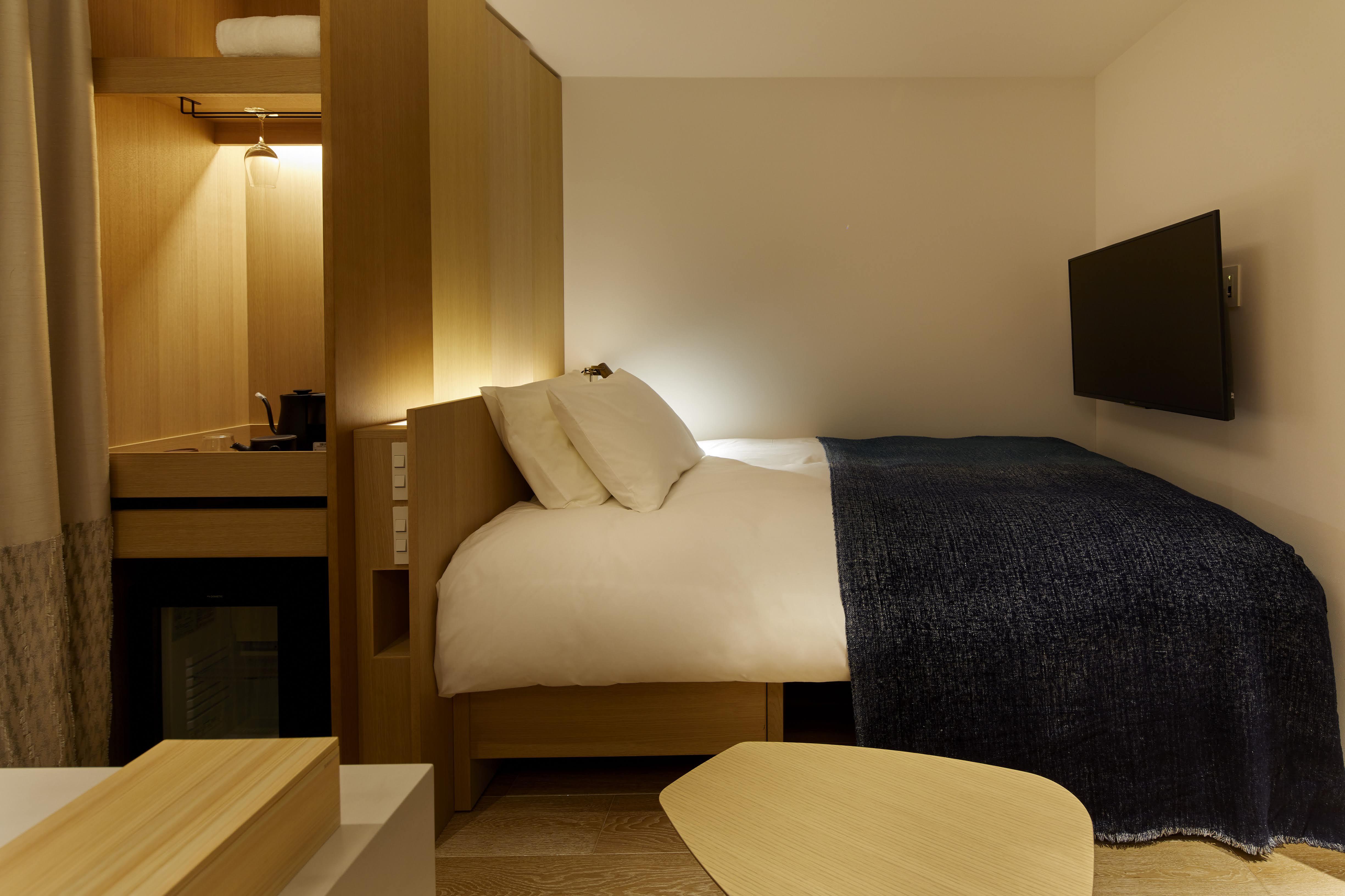 Tsuki Hotel