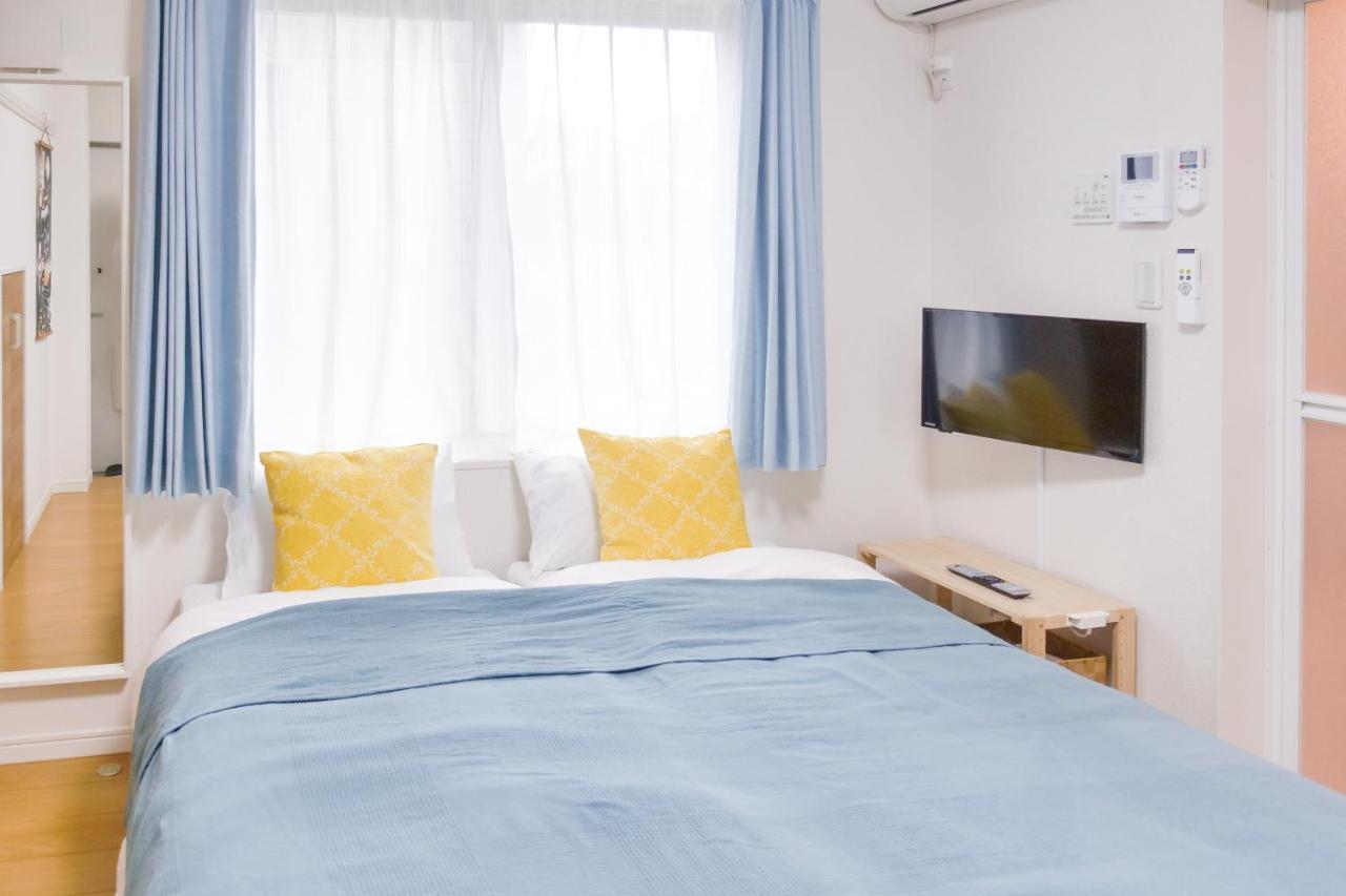 Triphome Tateishi New Open/2 Single Beds/big Table/300m Wifi * Tokyo