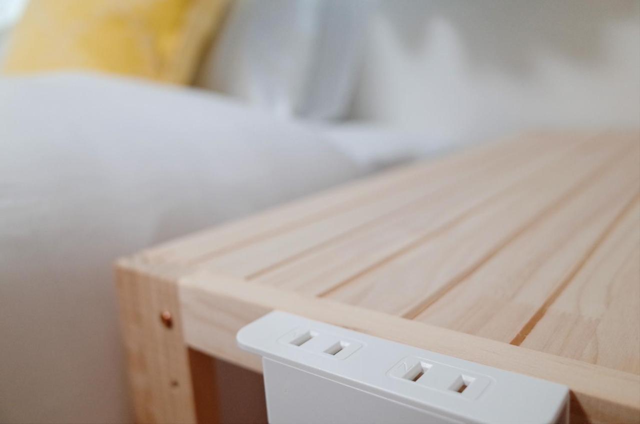 Triphome Tateishi New Open/2 Single Beds/big Table/300m Wifi Tokyo