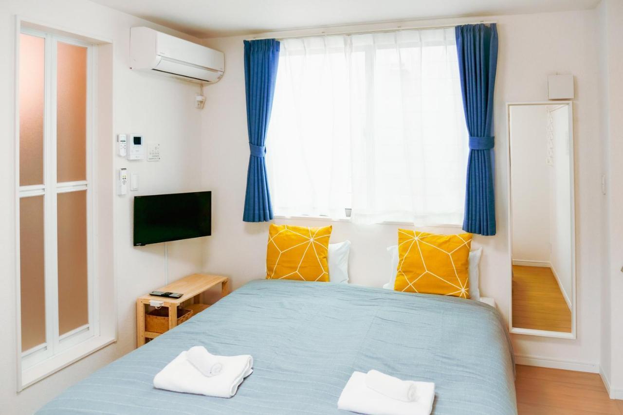 Triphome Tateishi New Open/2 Single Beds/big Table/300m Wifi Apartment Tokyo