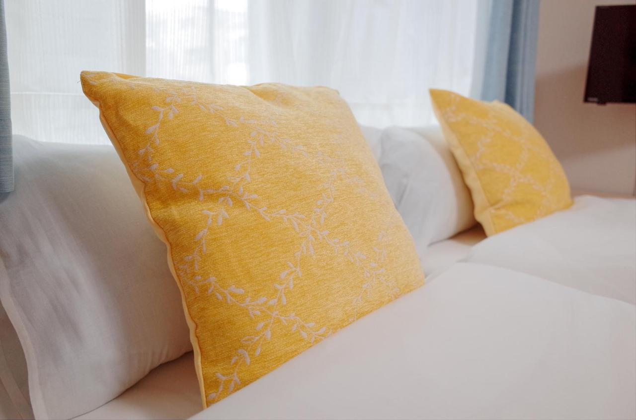 Apartment Triphome Tateishi New Open/2 Single Beds/big Table/300m Wifi