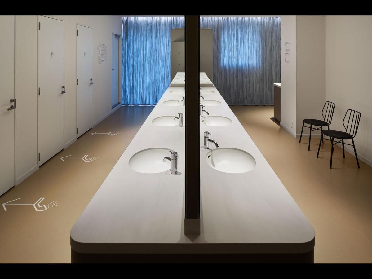 Capsule hotel 9h Nine Ningyocho Tokyo
