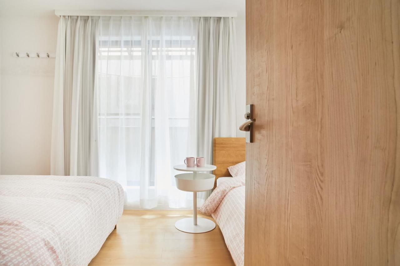 Villa Designer's In Shinjuku-ku Shin-okubo Sta 6 Min Walk F *