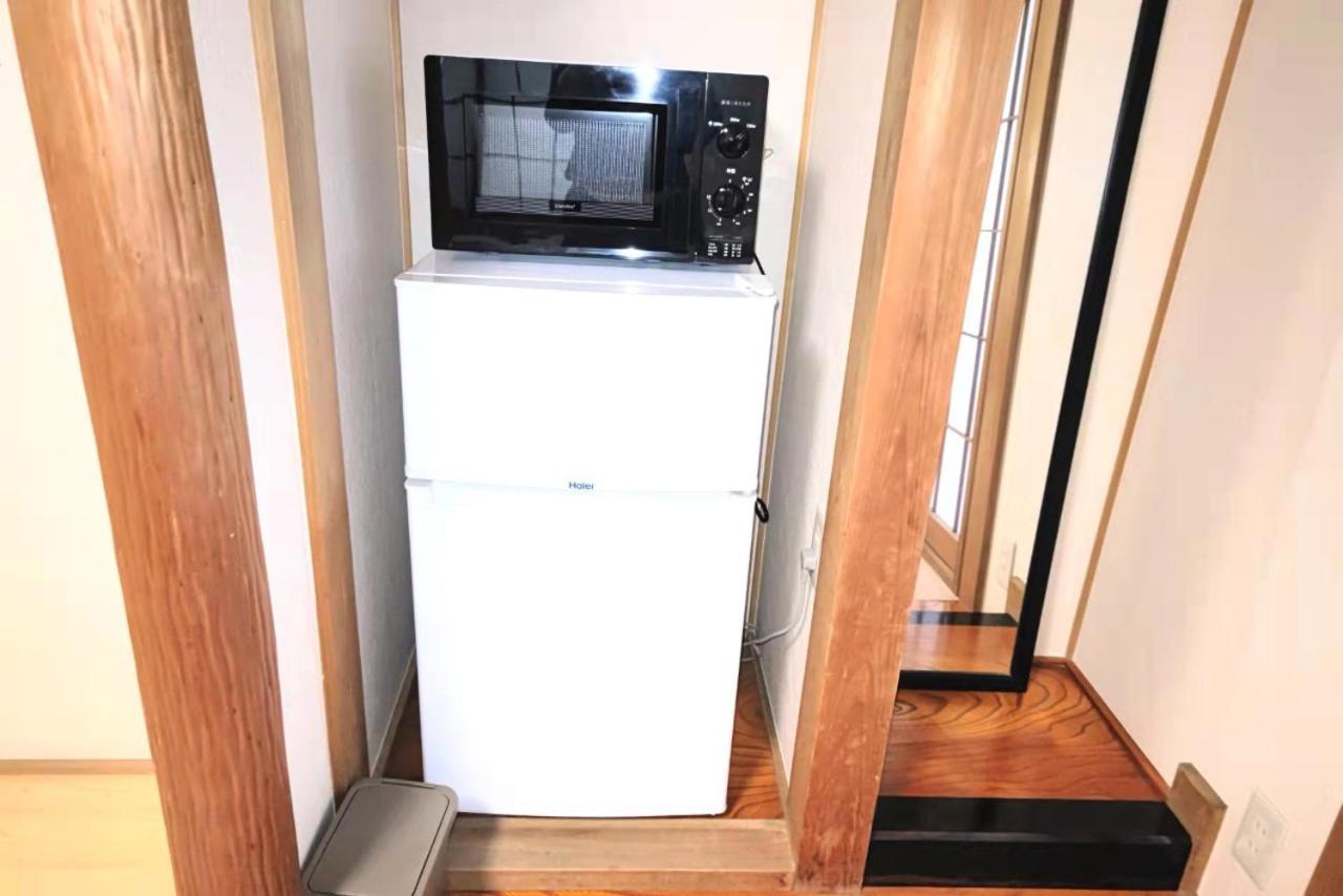 Kiki Househ --self Check-in -- Number & Password Is In The Following Email Apartment