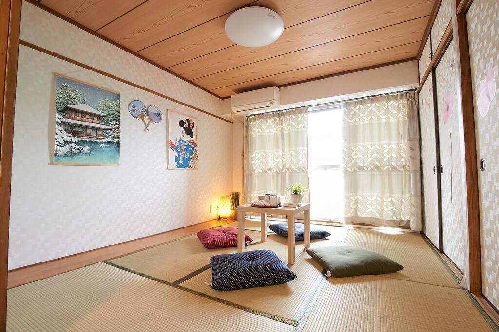 新宿市中心日式样式公寓，紧邻商业地域韩国街免费wi-fi Apartment *