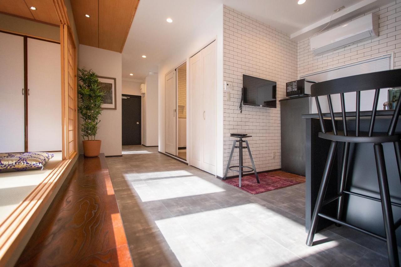 Tsubame Asakusabashi: Base With Kitchen & Laundry Tokyo