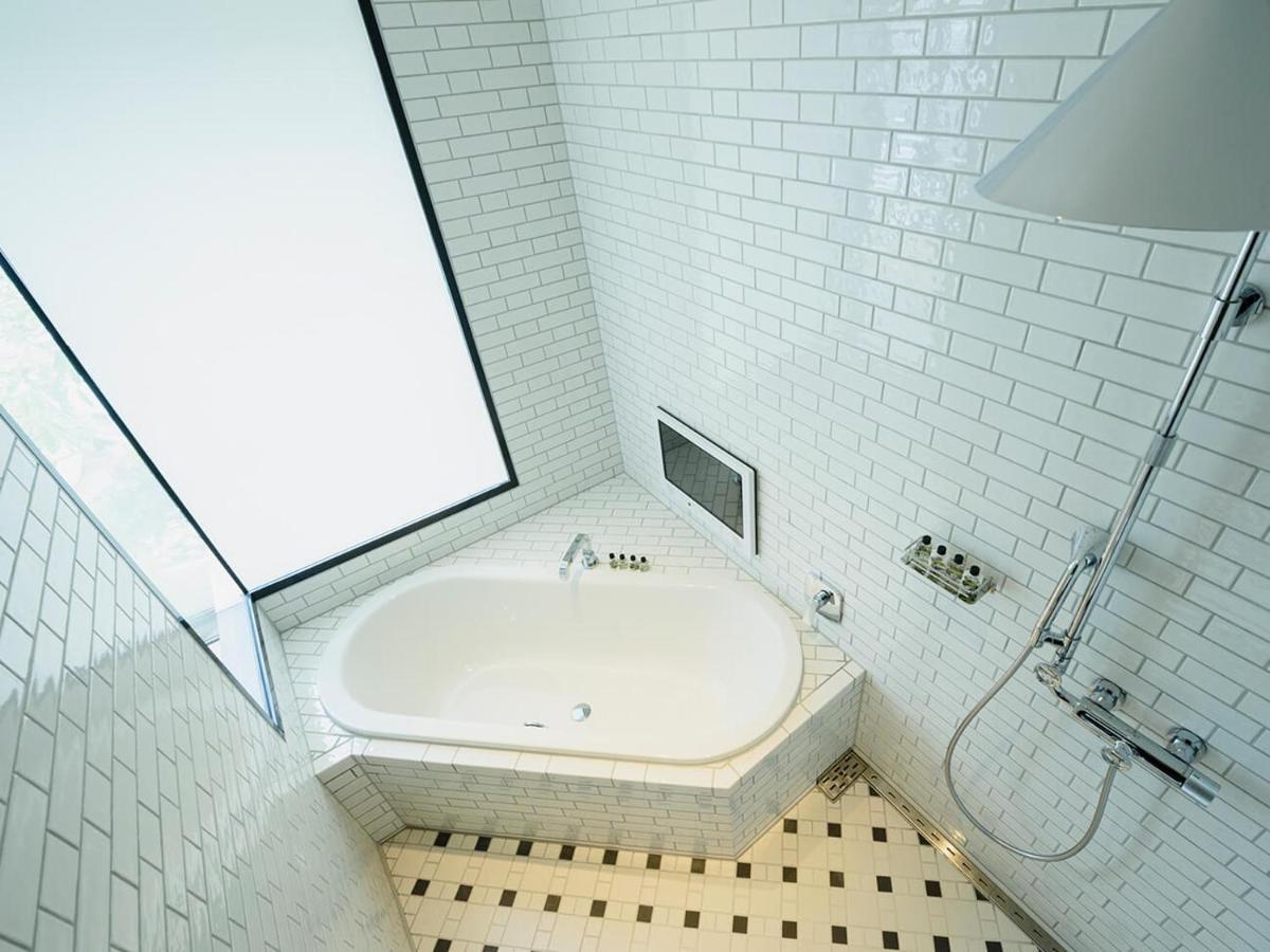 Ebisuholic Hotel
