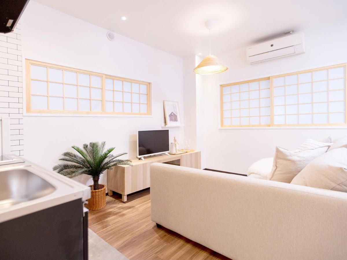 Tsubame Asakusabashi: Base With Kitchen & Laundry Tokyo