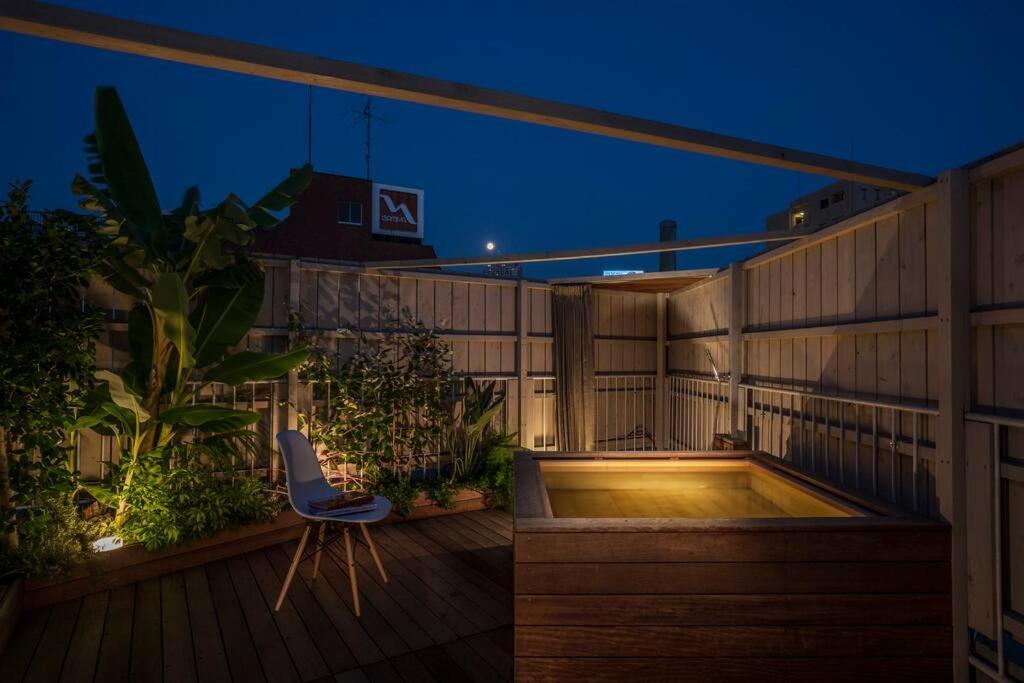 Pdo Coffee & Open-air Bath On The Roof Apartment Tokyo