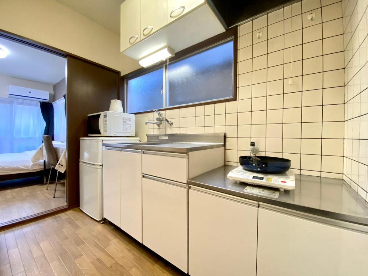 東京優先絶好のロケーション新宿大久保駅から1分 Apartment *