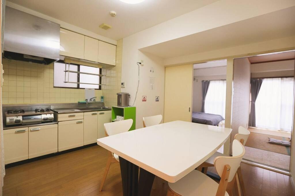 1 Minute To Yamanote Line, Ultimate Convenience. Apartment *