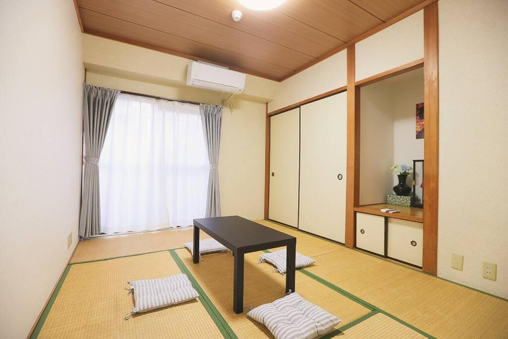 1 Minute To Yamanote Line, Ultimate Convenience. Apartment Tokyo
