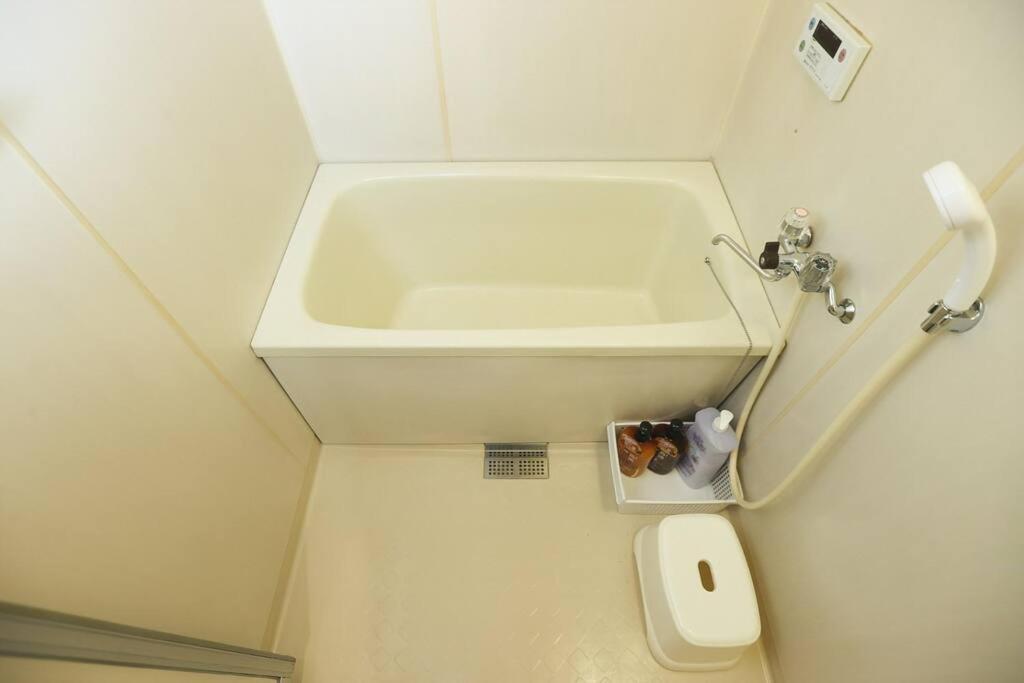Apartment 1 Minute To Yamanote Line, Ultimate Convenience. Tokyo
