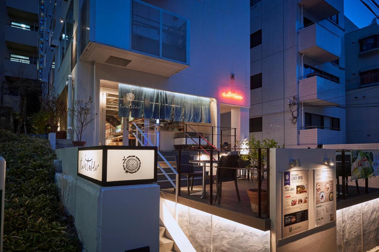 Turn Table Hostel *