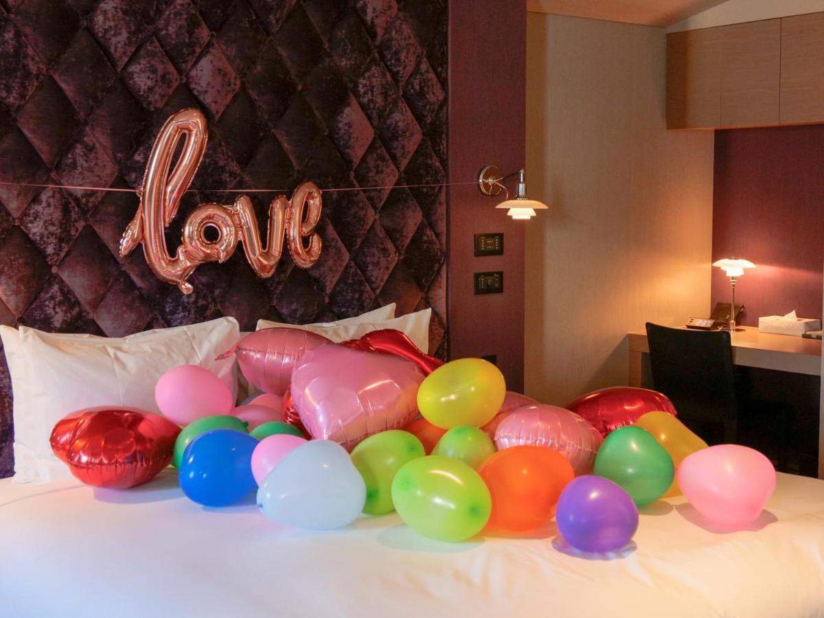 Petals - Floating Hotel 4*