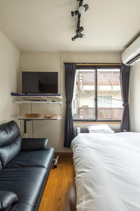 Apartment アンドステイ西新井 *
