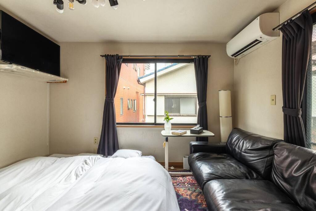 Apartment アンドステイ西新井 *