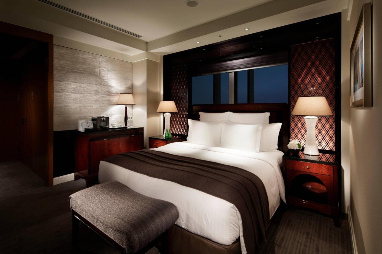 Hotel The Ritz-carlton, 5*