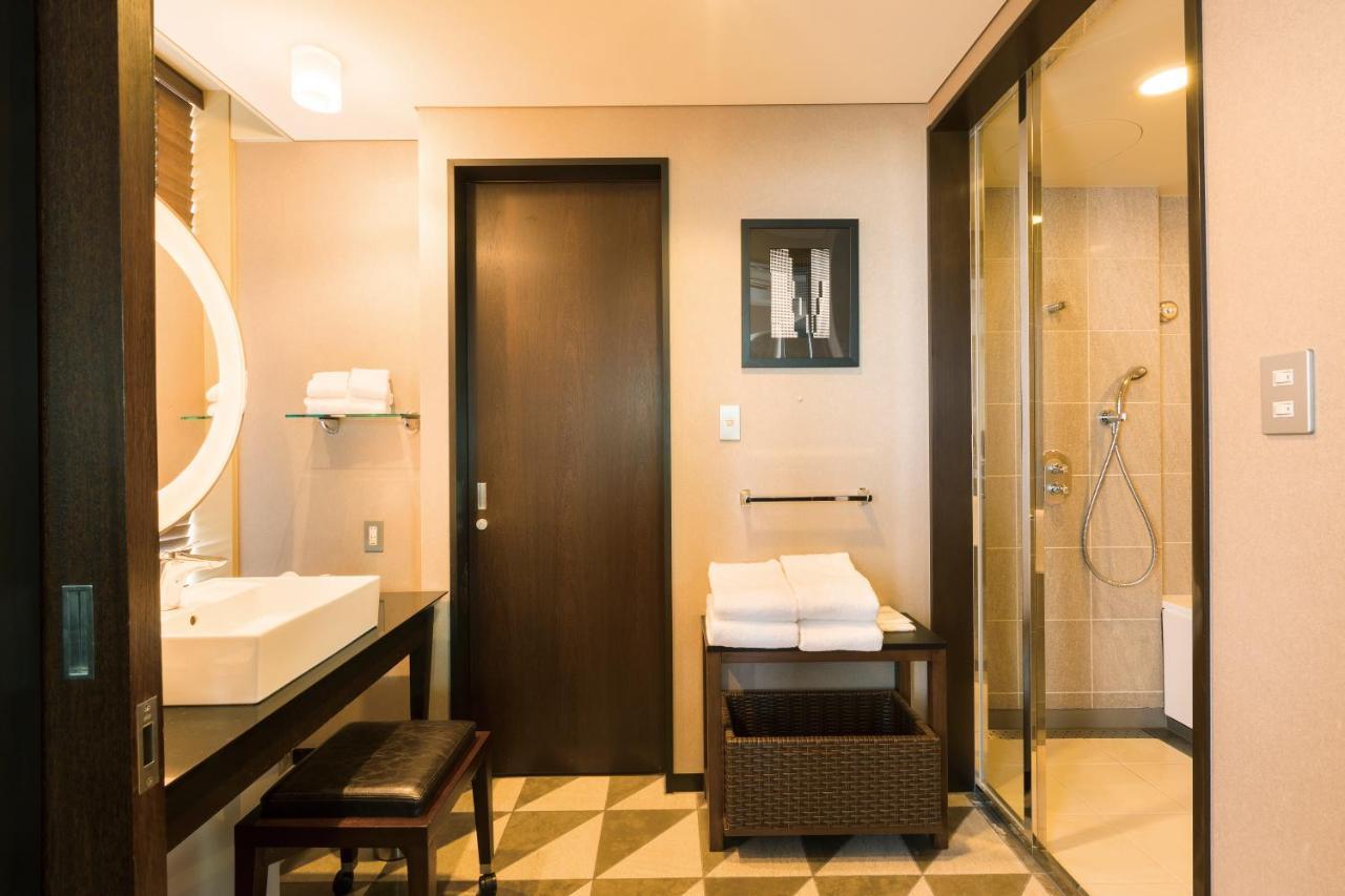 The Royal Park Iconic Shiodome 4*