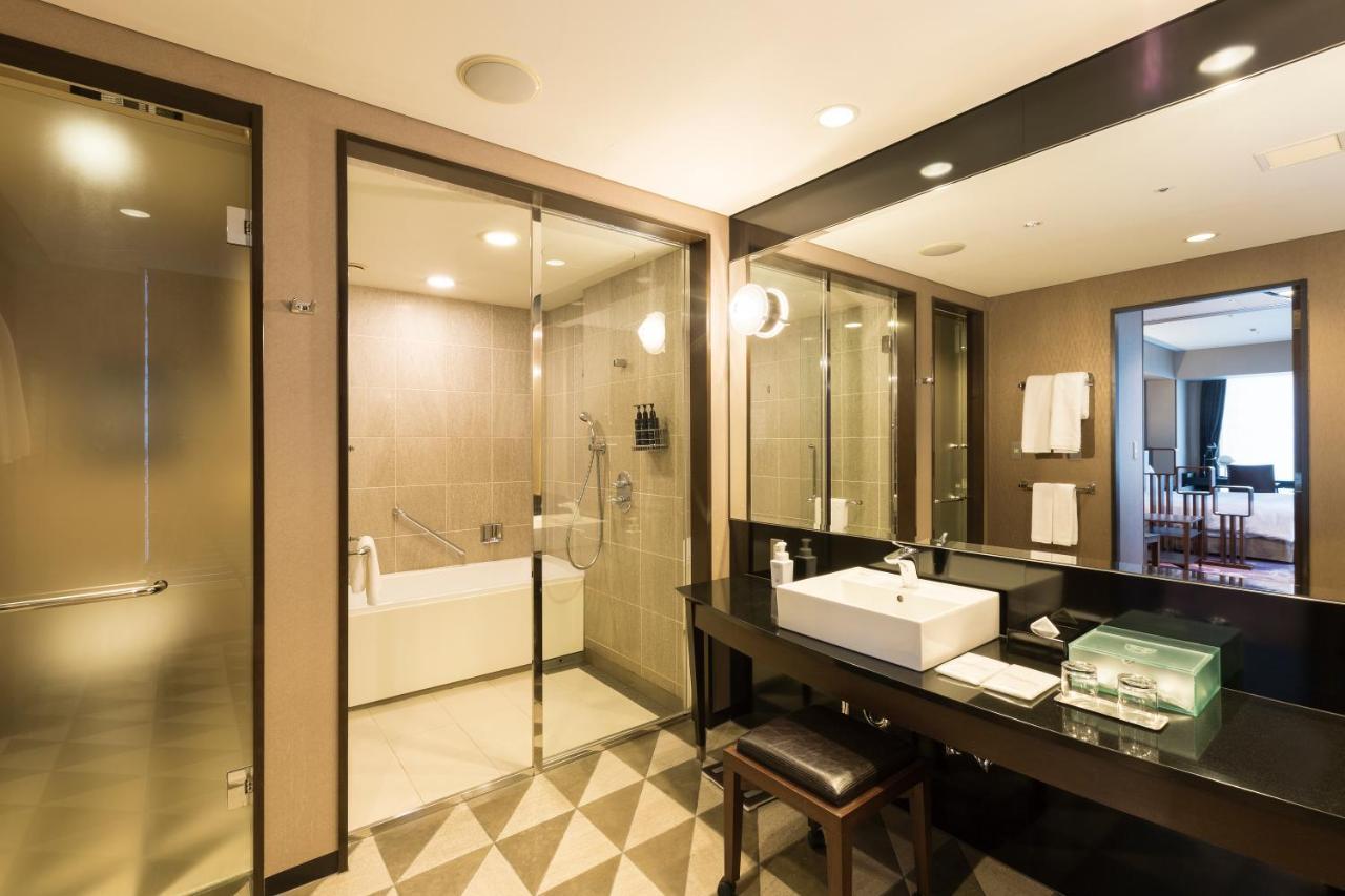 Hotel The Royal Park Iconic Shiodome 4*