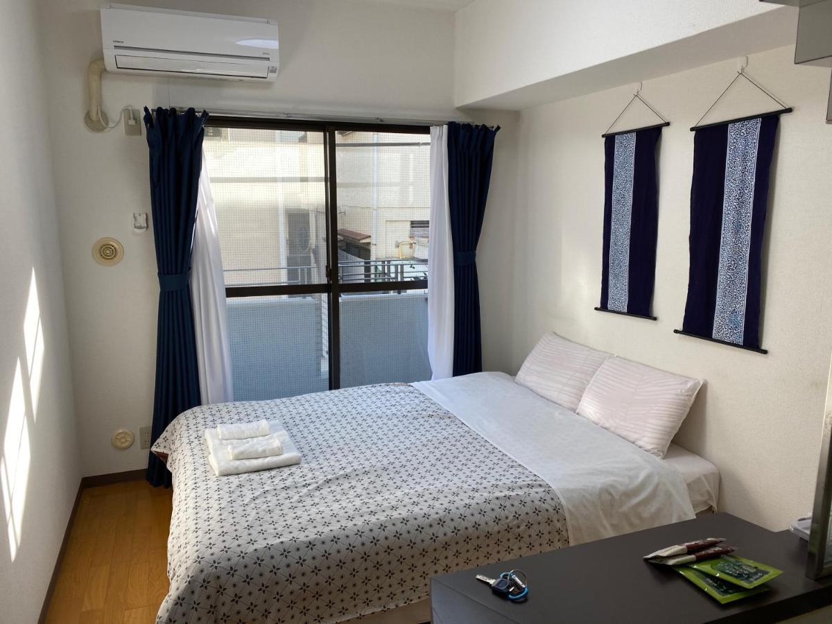 Apartment ホワイトテラス桜新町