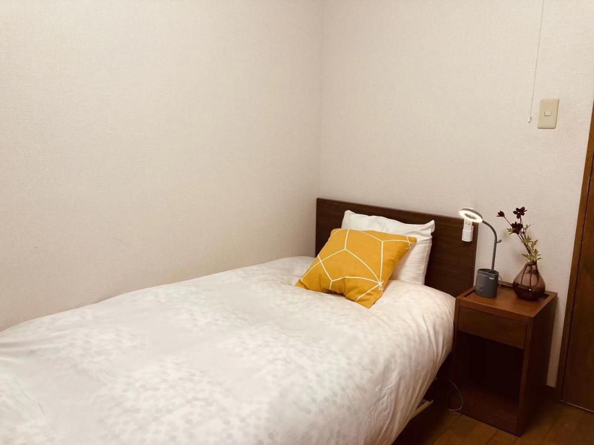 Ikebukuro Sta 8 Mins Good Access Modern House Tokyo