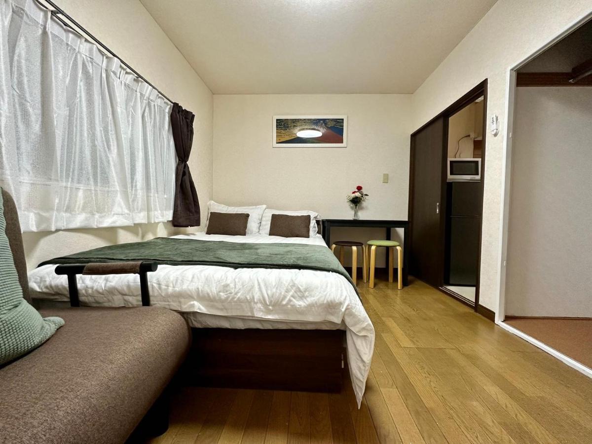 東京優先絶好のロケーション新宿大久保駅から1分 Apartment *