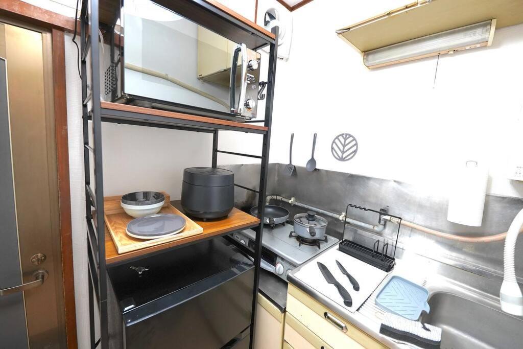 Close To Shinjuku!twin Beds,projector,appliances! Tokyo