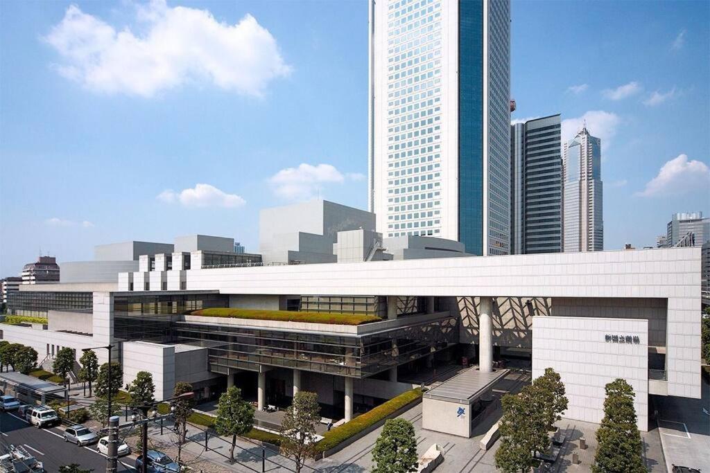 Japanese Tradition Evergreen Apartment Tokyo