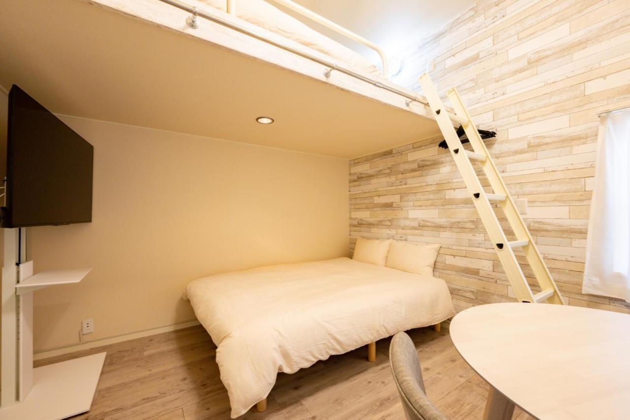 Apartment スワンパーク池袋 *