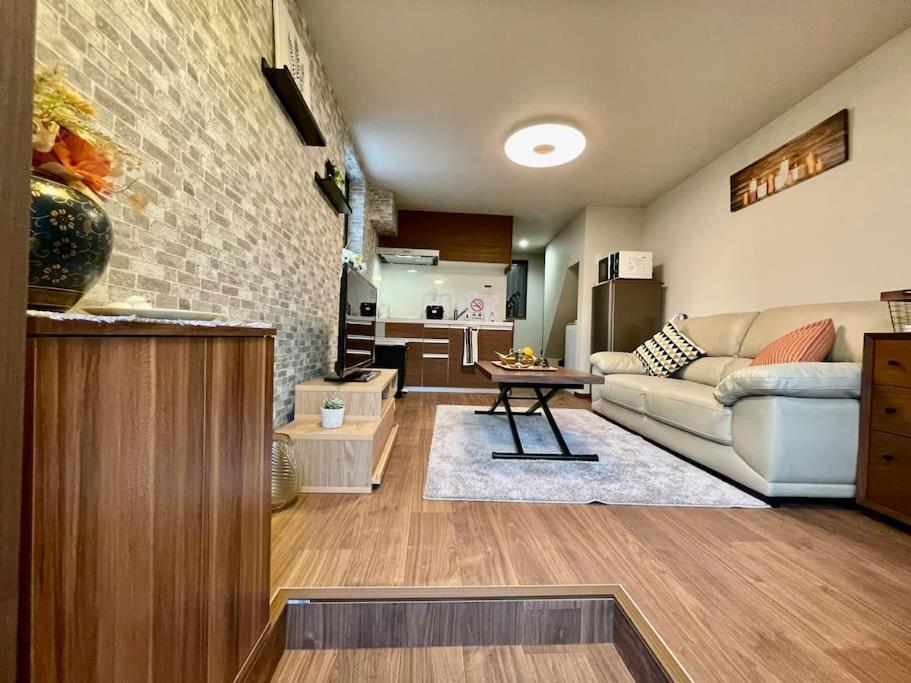 Apartment 都内桜名所寝室から桜観賞リノベーリョン一軒家池袋エリア中板橋駅
