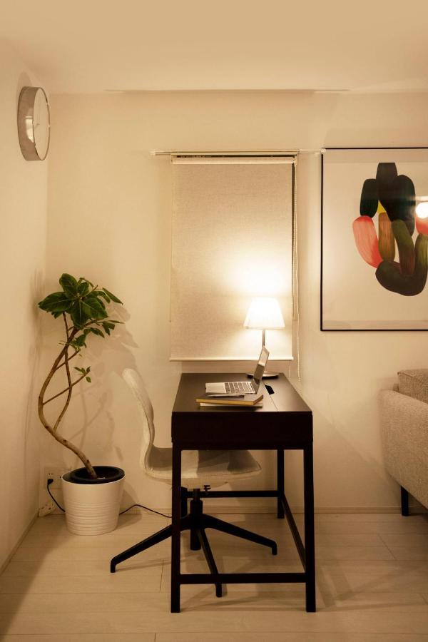 6 Mins To Walk Jr Okubo Station 1stop To Shinjuku Brand New Silent Stylish 3br Tokyo