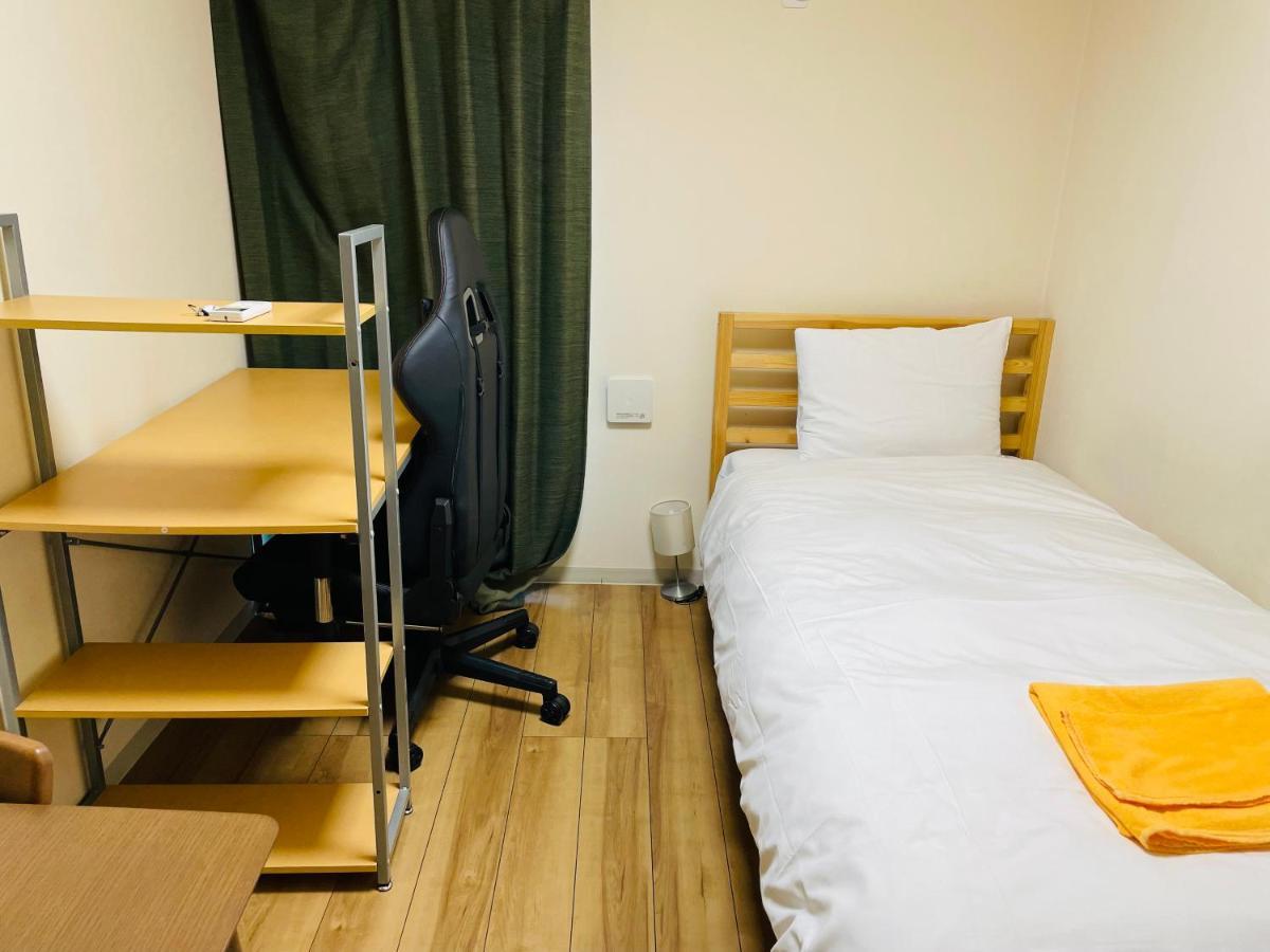 Uhome Kamiitabashi Apartment *