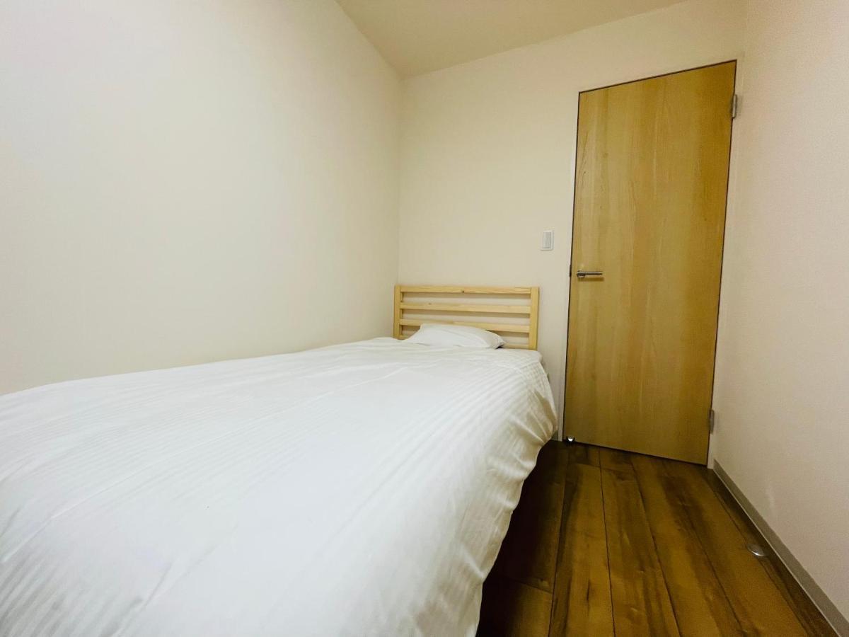 Uhome Kamiitabashi Tokyo