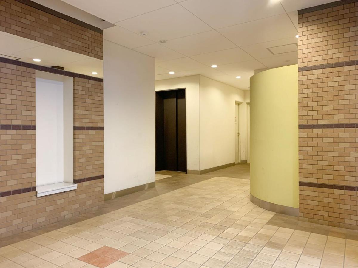 Ikebukuro Central: 6-minute Walk To Station Apartment Tokyo