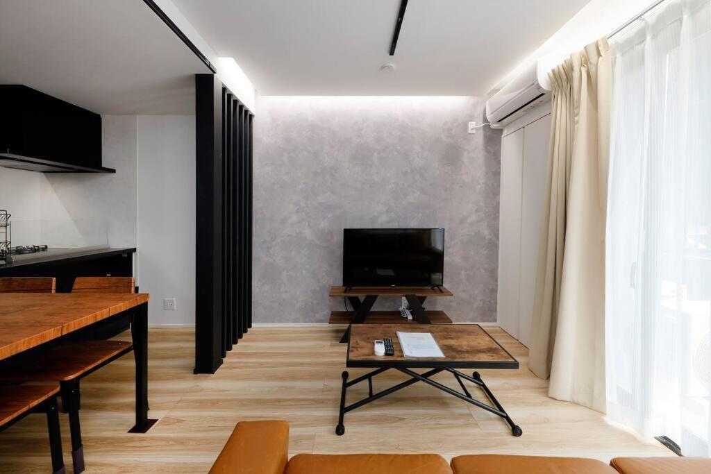 Togoshi Ginza House