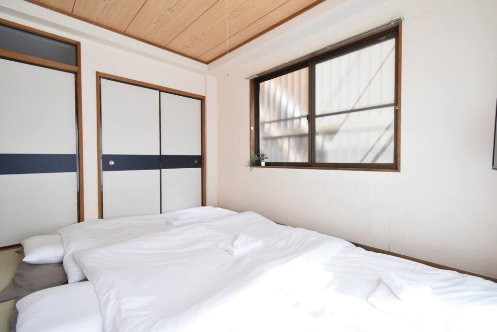 Apartment メゾン八千代102 *