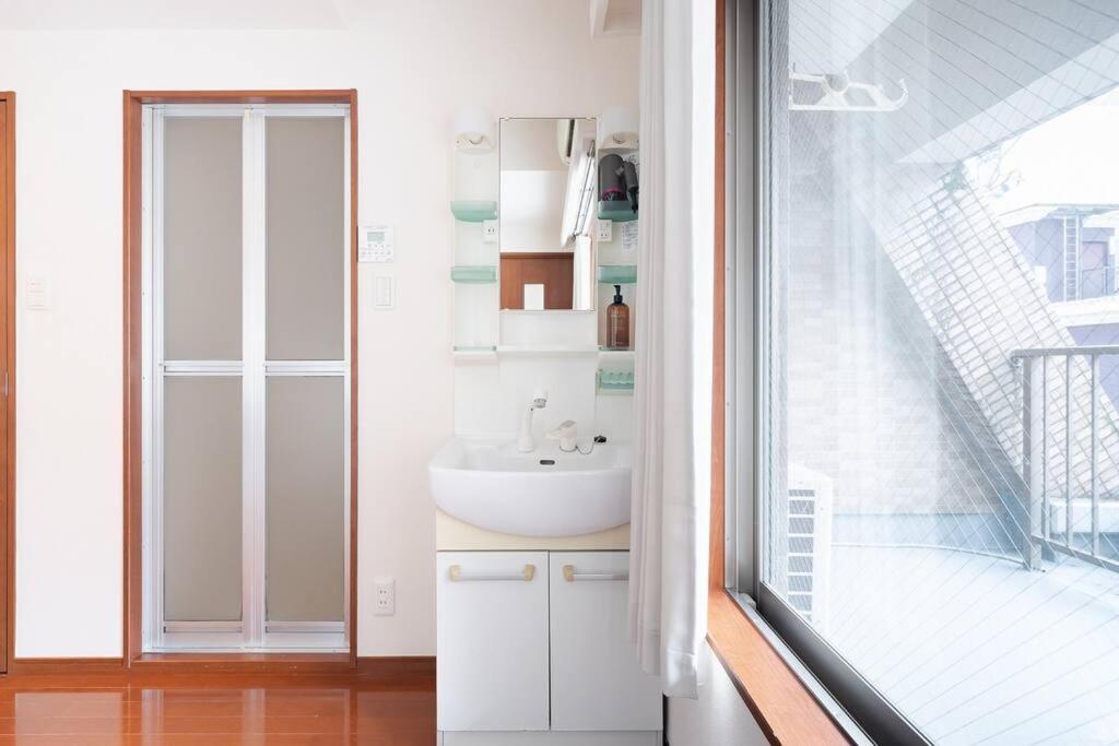 Apartment ガイア歌舞伎町 *