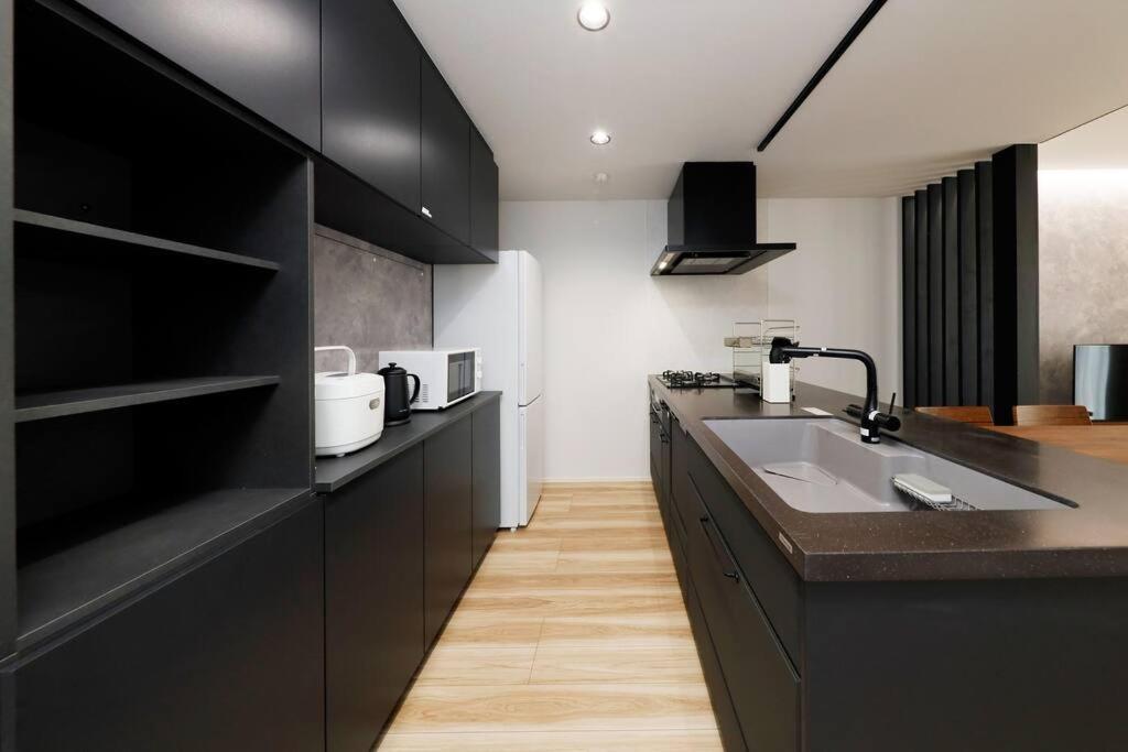 Apartment Togoshi Ginza House *