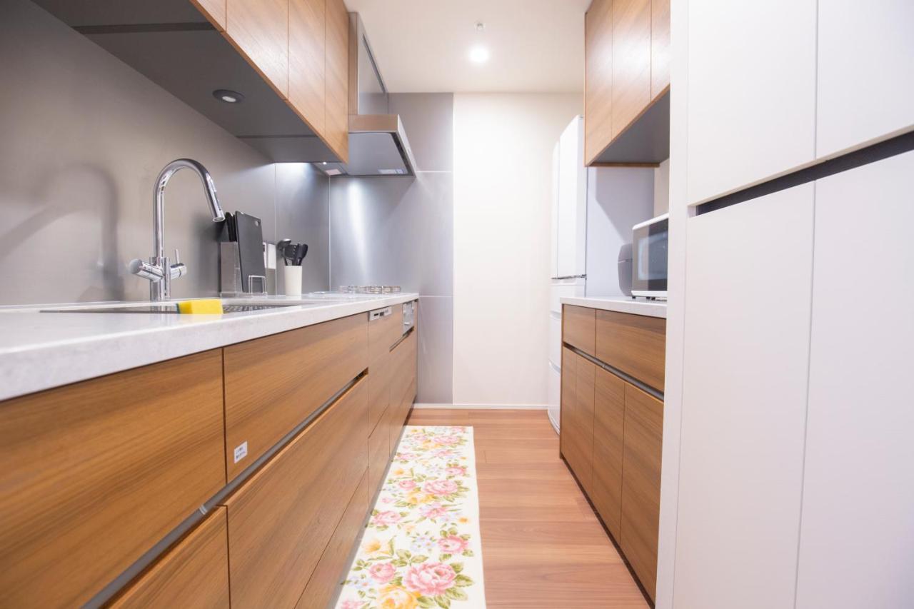 New Open View In Minami-azabu Apartment
